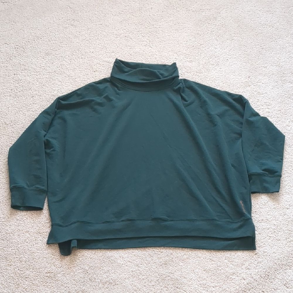 Lakegirl French Terry Turtleneck Sweater Size L